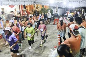 BIB: 
                            <button type="button" onclick="openModal(26305308)" class="btn btn-primary btn-sm float-right btn-popup" data-toggle="modal" data-target=".modal-high-quality">
                        <i class="fas fa-shopping-cart"></i> Add to Cart
                    </button>
                                            <button type="button" onclick="isThisMe(26305308, true)" class="btn btn-success btn-sm float-right btn-popup btn-isme hidden" data-toggle="tooltip" data-placement="bottom" title="นี่คือรูปของคุณใช่ไหม คลิกที่นี่เพื่อเอาเข้าอัลบั้ม">
                        <i class="fas fa-plus"></i> Add to album
                    </button>
                    <button type="button" onclick="isThisMe(26305308, false)" class="btn btn-warning btn-sm float-right btn-popup btn-isnotme hidden">
                        <i class="fas fa-ban"></i> Remove from album
                    </button>