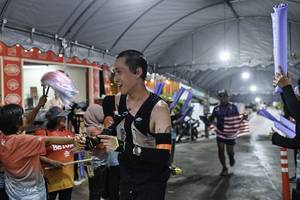 BIB: 
                            <button type="button" onclick="openModal(26304112)" class="btn btn-primary btn-sm float-right btn-popup" data-toggle="modal" data-target=".modal-high-quality">
                        <i class="fas fa-shopping-cart"></i> Add to Cart
                    </button>
                                            <button type="button" onclick="isThisMe(26304112, true)" class="btn btn-success btn-sm float-right btn-popup btn-isme hidden" data-toggle="tooltip" data-placement="bottom" title="นี่คือรูปของคุณใช่ไหม คลิกที่นี่เพื่อเอาเข้าอัลบั้ม">
                        <i class="fas fa-plus"></i> Add to album
                    </button>
                    <button type="button" onclick="isThisMe(26304112, false)" class="btn btn-warning btn-sm float-right btn-popup btn-isnotme hidden">
                        <i class="fas fa-ban"></i> Remove from album
                    </button>