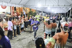 BIB: 
                            <button type="button" onclick="openModal(26305099)" class="btn btn-primary btn-sm float-right btn-popup" data-toggle="modal" data-target=".modal-high-quality">
                        <i class="fas fa-shopping-cart"></i> Add to Cart
                    </button>
                                            <button type="button" onclick="isThisMe(26305099, true)" class="btn btn-success btn-sm float-right btn-popup btn-isme hidden" data-toggle="tooltip" data-placement="bottom" title="นี่คือรูปของคุณใช่ไหม คลิกที่นี่เพื่อเอาเข้าอัลบั้ม">
                        <i class="fas fa-plus"></i> Add to album
                    </button>
                    <button type="button" onclick="isThisMe(26305099, false)" class="btn btn-warning btn-sm float-right btn-popup btn-isnotme hidden">
                        <i class="fas fa-ban"></i> Remove from album
                    </button>