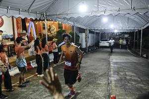 BIB: 
                            <button type="button" onclick="openModal(26304350)" class="btn btn-primary btn-sm float-right btn-popup" data-toggle="modal" data-target=".modal-high-quality">
                        <i class="fas fa-shopping-cart"></i> Add to Cart
                    </button>
                                            <button type="button" onclick="isThisMe(26304350, true)" class="btn btn-success btn-sm float-right btn-popup btn-isme hidden" data-toggle="tooltip" data-placement="bottom" title="นี่คือรูปของคุณใช่ไหม คลิกที่นี่เพื่อเอาเข้าอัลบั้ม">
                        <i class="fas fa-plus"></i> Add to album
                    </button>
                    <button type="button" onclick="isThisMe(26304350, false)" class="btn btn-warning btn-sm float-right btn-popup btn-isnotme hidden">
                        <i class="fas fa-ban"></i> Remove from album
                    </button>