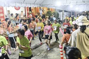 BIB: 
                            <button type="button" onclick="openModal(26305572)" class="btn btn-primary btn-sm float-right btn-popup" data-toggle="modal" data-target=".modal-high-quality">
                        <i class="fas fa-shopping-cart"></i> Add to Cart
                    </button>
                                            <button type="button" onclick="isThisMe(26305572, true)" class="btn btn-success btn-sm float-right btn-popup btn-isme hidden" data-toggle="tooltip" data-placement="bottom" title="นี่คือรูปของคุณใช่ไหม คลิกที่นี่เพื่อเอาเข้าอัลบั้ม">
                        <i class="fas fa-plus"></i> Add to album
                    </button>
                    <button type="button" onclick="isThisMe(26305572, false)" class="btn btn-warning btn-sm float-right btn-popup btn-isnotme hidden">
                        <i class="fas fa-ban"></i> Remove from album
                    </button>