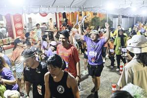 BIB: 
                            <button type="button" onclick="openModal(26305463)" class="btn btn-primary btn-sm float-right btn-popup" data-toggle="modal" data-target=".modal-high-quality">
                        <i class="fas fa-shopping-cart"></i> Add to Cart
                    </button>
                                            <button type="button" onclick="isThisMe(26305463, true)" class="btn btn-success btn-sm float-right btn-popup btn-isme hidden" data-toggle="tooltip" data-placement="bottom" title="นี่คือรูปของคุณใช่ไหม คลิกที่นี่เพื่อเอาเข้าอัลบั้ม">
                        <i class="fas fa-plus"></i> Add to album
                    </button>
                    <button type="button" onclick="isThisMe(26305463, false)" class="btn btn-warning btn-sm float-right btn-popup btn-isnotme hidden">
                        <i class="fas fa-ban"></i> Remove from album
                    </button>