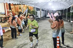 BIB: 
                            <button type="button" onclick="openModal(26304579)" class="btn btn-primary btn-sm float-right btn-popup" data-toggle="modal" data-target=".modal-high-quality">
                        <i class="fas fa-shopping-cart"></i> Add to Cart
                    </button>
                                            <button type="button" onclick="isThisMe(26304579, true)" class="btn btn-success btn-sm float-right btn-popup btn-isme hidden" data-toggle="tooltip" data-placement="bottom" title="นี่คือรูปของคุณใช่ไหม คลิกที่นี่เพื่อเอาเข้าอัลบั้ม">
                        <i class="fas fa-plus"></i> Add to album
                    </button>
                    <button type="button" onclick="isThisMe(26304579, false)" class="btn btn-warning btn-sm float-right btn-popup btn-isnotme hidden">
                        <i class="fas fa-ban"></i> Remove from album
                    </button>