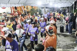 BIB: 
                            <button type="button" onclick="openModal(26305717)" class="btn btn-primary btn-sm float-right btn-popup" data-toggle="modal" data-target=".modal-high-quality">
                        <i class="fas fa-shopping-cart"></i> Add to Cart
                    </button>
                                            <button type="button" onclick="isThisMe(26305717, true)" class="btn btn-success btn-sm float-right btn-popup btn-isme hidden" data-toggle="tooltip" data-placement="bottom" title="นี่คือรูปของคุณใช่ไหม คลิกที่นี่เพื่อเอาเข้าอัลบั้ม">
                        <i class="fas fa-plus"></i> Add to album
                    </button>
                    <button type="button" onclick="isThisMe(26305717, false)" class="btn btn-warning btn-sm float-right btn-popup btn-isnotme hidden">
                        <i class="fas fa-ban"></i> Remove from album
                    </button>