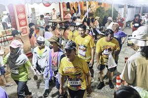 BIB: 
                            <button type="button" onclick="openModal(26305487)" class="btn btn-primary btn-sm float-right btn-popup" data-toggle="modal" data-target=".modal-high-quality">
                        <i class="fas fa-shopping-cart"></i> Add to Cart
                    </button>
                                            <button type="button" onclick="isThisMe(26305487, true)" class="btn btn-success btn-sm float-right btn-popup btn-isme hidden" data-toggle="tooltip" data-placement="bottom" title="นี่คือรูปของคุณใช่ไหม คลิกที่นี่เพื่อเอาเข้าอัลบั้ม">
                        <i class="fas fa-plus"></i> Add to album
                    </button>
                    <button type="button" onclick="isThisMe(26305487, false)" class="btn btn-warning btn-sm float-right btn-popup btn-isnotme hidden">
                        <i class="fas fa-ban"></i> Remove from album
                    </button>