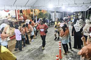 BIB: 
                            <button type="button" onclick="openModal(26305202)" class="btn btn-primary btn-sm float-right btn-popup" data-toggle="modal" data-target=".modal-high-quality">
                        <i class="fas fa-shopping-cart"></i> Add to Cart
                    </button>
                                            <button type="button" onclick="isThisMe(26305202, true)" class="btn btn-success btn-sm float-right btn-popup btn-isme hidden" data-toggle="tooltip" data-placement="bottom" title="นี่คือรูปของคุณใช่ไหม คลิกที่นี่เพื่อเอาเข้าอัลบั้ม">
                        <i class="fas fa-plus"></i> Add to album
                    </button>
                    <button type="button" onclick="isThisMe(26305202, false)" class="btn btn-warning btn-sm float-right btn-popup btn-isnotme hidden">
                        <i class="fas fa-ban"></i> Remove from album
                    </button>