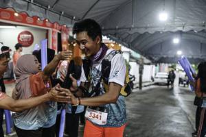 BIB: 
                            <button type="button" onclick="openModal(26304056)" class="btn btn-primary btn-sm float-right btn-popup" data-toggle="modal" data-target=".modal-high-quality">
                        <i class="fas fa-shopping-cart"></i> Add to Cart
                    </button>
                                            <button type="button" onclick="isThisMe(26304056, true)" class="btn btn-success btn-sm float-right btn-popup btn-isme hidden" data-toggle="tooltip" data-placement="bottom" title="นี่คือรูปของคุณใช่ไหม คลิกที่นี่เพื่อเอาเข้าอัลบั้ม">
                        <i class="fas fa-plus"></i> Add to album
                    </button>
                    <button type="button" onclick="isThisMe(26304056, false)" class="btn btn-warning btn-sm float-right btn-popup btn-isnotme hidden">
                        <i class="fas fa-ban"></i> Remove from album
                    </button>