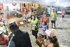 BIB: 
                            <button type="button" onclick="openModal(26306093)" class="btn btn-primary btn-sm float-right btn-popup" data-toggle="modal" data-target=".modal-high-quality">
                        <i class="fas fa-shopping-cart"></i> Add to Cart
                    </button>
                                            <button type="button" onclick="isThisMe(26306093, true)" class="btn btn-success btn-sm float-right btn-popup btn-isme hidden" data-toggle="tooltip" data-placement="bottom" title="นี่คือรูปของคุณใช่ไหม คลิกที่นี่เพื่อเอาเข้าอัลบั้ม">
                        <i class="fas fa-plus"></i> Add to album
                    </button>
                    <button type="button" onclick="isThisMe(26306093, false)" class="btn btn-warning btn-sm float-right btn-popup btn-isnotme hidden">
                        <i class="fas fa-ban"></i> Remove from album
                    </button>