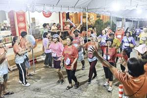 BIB: 
                            <button type="button" onclick="openModal(26306017)" class="btn btn-primary btn-sm float-right btn-popup" data-toggle="modal" data-target=".modal-high-quality">
                        <i class="fas fa-shopping-cart"></i> Add to Cart
                    </button>
                                            <button type="button" onclick="isThisMe(26306017, true)" class="btn btn-success btn-sm float-right btn-popup btn-isme hidden" data-toggle="tooltip" data-placement="bottom" title="นี่คือรูปของคุณใช่ไหม คลิกที่นี่เพื่อเอาเข้าอัลบั้ม">
                        <i class="fas fa-plus"></i> Add to album
                    </button>
                    <button type="button" onclick="isThisMe(26306017, false)" class="btn btn-warning btn-sm float-right btn-popup btn-isnotme hidden">
                        <i class="fas fa-ban"></i> Remove from album
                    </button>