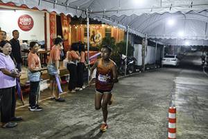 BIB: 
                            <button type="button" onclick="openModal(26304254)" class="btn btn-primary btn-sm float-right btn-popup" data-toggle="modal" data-target=".modal-high-quality">
                        <i class="fas fa-shopping-cart"></i> Add to Cart
                    </button>
                                            <button type="button" onclick="isThisMe(26304254, true)" class="btn btn-success btn-sm float-right btn-popup btn-isme hidden" data-toggle="tooltip" data-placement="bottom" title="นี่คือรูปของคุณใช่ไหม คลิกที่นี่เพื่อเอาเข้าอัลบั้ม">
                        <i class="fas fa-plus"></i> Add to album
                    </button>
                    <button type="button" onclick="isThisMe(26304254, false)" class="btn btn-warning btn-sm float-right btn-popup btn-isnotme hidden">
                        <i class="fas fa-ban"></i> Remove from album
                    </button>