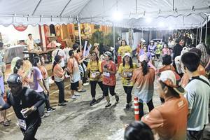 BIB: 
                            <button type="button" onclick="openModal(26305293)" class="btn btn-primary btn-sm float-right btn-popup" data-toggle="modal" data-target=".modal-high-quality">
                        <i class="fas fa-shopping-cart"></i> Add to Cart
                    </button>
                                            <button type="button" onclick="isThisMe(26305293, true)" class="btn btn-success btn-sm float-right btn-popup btn-isme hidden" data-toggle="tooltip" data-placement="bottom" title="นี่คือรูปของคุณใช่ไหม คลิกที่นี่เพื่อเอาเข้าอัลบั้ม">
                        <i class="fas fa-plus"></i> Add to album
                    </button>
                    <button type="button" onclick="isThisMe(26305293, false)" class="btn btn-warning btn-sm float-right btn-popup btn-isnotme hidden">
                        <i class="fas fa-ban"></i> Remove from album
                    </button>