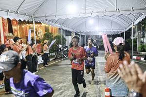 BIB: 
                            <button type="button" onclick="openModal(26304428)" class="btn btn-primary btn-sm float-right btn-popup" data-toggle="modal" data-target=".modal-high-quality">
                        <i class="fas fa-shopping-cart"></i> Add to Cart
                    </button>
                                            <button type="button" onclick="isThisMe(26304428, true)" class="btn btn-success btn-sm float-right btn-popup btn-isme hidden" data-toggle="tooltip" data-placement="bottom" title="นี่คือรูปของคุณใช่ไหม คลิกที่นี่เพื่อเอาเข้าอัลบั้ม">
                        <i class="fas fa-plus"></i> Add to album
                    </button>
                    <button type="button" onclick="isThisMe(26304428, false)" class="btn btn-warning btn-sm float-right btn-popup btn-isnotme hidden">
                        <i class="fas fa-ban"></i> Remove from album
                    </button>