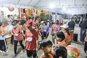 BIB: 
                            <button type="button" onclick="openModal(26305890)" class="btn btn-primary btn-sm float-right btn-popup" data-toggle="modal" data-target=".modal-high-quality">
                        <i class="fas fa-shopping-cart"></i> Add to Cart
                    </button>
                                            <button type="button" onclick="isThisMe(26305890, true)" class="btn btn-success btn-sm float-right btn-popup btn-isme hidden" data-toggle="tooltip" data-placement="bottom" title="นี่คือรูปของคุณใช่ไหม คลิกที่นี่เพื่อเอาเข้าอัลบั้ม">
                        <i class="fas fa-plus"></i> Add to album
                    </button>
                    <button type="button" onclick="isThisMe(26305890, false)" class="btn btn-warning btn-sm float-right btn-popup btn-isnotme hidden">
                        <i class="fas fa-ban"></i> Remove from album
                    </button>