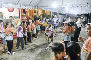 BIB: 
                            <button type="button" onclick="openModal(26304801)" class="btn btn-primary btn-sm float-right btn-popup" data-toggle="modal" data-target=".modal-high-quality">
                        <i class="fas fa-shopping-cart"></i> Add to Cart
                    </button>
                                            <button type="button" onclick="isThisMe(26304801, true)" class="btn btn-success btn-sm float-right btn-popup btn-isme hidden" data-toggle="tooltip" data-placement="bottom" title="นี่คือรูปของคุณใช่ไหม คลิกที่นี่เพื่อเอาเข้าอัลบั้ม">
                        <i class="fas fa-plus"></i> Add to album
                    </button>
                    <button type="button" onclick="isThisMe(26304801, false)" class="btn btn-warning btn-sm float-right btn-popup btn-isnotme hidden">
                        <i class="fas fa-ban"></i> Remove from album
                    </button>