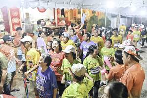 BIB: 
                            <button type="button" onclick="openModal(26305702)" class="btn btn-primary btn-sm float-right btn-popup" data-toggle="modal" data-target=".modal-high-quality">
                        <i class="fas fa-shopping-cart"></i> Add to Cart
                    </button>
                                            <button type="button" onclick="isThisMe(26305702, true)" class="btn btn-success btn-sm float-right btn-popup btn-isme hidden" data-toggle="tooltip" data-placement="bottom" title="นี่คือรูปของคุณใช่ไหม คลิกที่นี่เพื่อเอาเข้าอัลบั้ม">
                        <i class="fas fa-plus"></i> Add to album
                    </button>
                    <button type="button" onclick="isThisMe(26305702, false)" class="btn btn-warning btn-sm float-right btn-popup btn-isnotme hidden">
                        <i class="fas fa-ban"></i> Remove from album
                    </button>