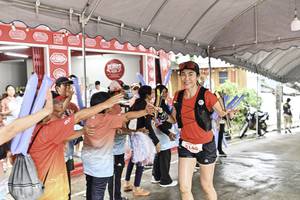 BIB: 
                            <button type="button" onclick="openModal(26303867)" class="btn btn-primary btn-sm float-right btn-popup" data-toggle="modal" data-target=".modal-high-quality">
                        <i class="fas fa-shopping-cart"></i> Add to Cart
                    </button>
                                            <button type="button" onclick="isThisMe(26303867, true)" class="btn btn-success btn-sm float-right btn-popup btn-isme hidden" data-toggle="tooltip" data-placement="bottom" title="นี่คือรูปของคุณใช่ไหม คลิกที่นี่เพื่อเอาเข้าอัลบั้ม">
                        <i class="fas fa-plus"></i> Add to album
                    </button>
                    <button type="button" onclick="isThisMe(26303867, false)" class="btn btn-warning btn-sm float-right btn-popup btn-isnotme hidden">
                        <i class="fas fa-ban"></i> Remove from album
                    </button>