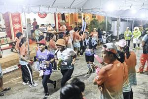 BIB: 
                            <button type="button" onclick="openModal(26305791)" class="btn btn-primary btn-sm float-right btn-popup" data-toggle="modal" data-target=".modal-high-quality">
                        <i class="fas fa-shopping-cart"></i> Add to Cart
                    </button>
                                            <button type="button" onclick="isThisMe(26305791, true)" class="btn btn-success btn-sm float-right btn-popup btn-isme hidden" data-toggle="tooltip" data-placement="bottom" title="นี่คือรูปของคุณใช่ไหม คลิกที่นี่เพื่อเอาเข้าอัลบั้ม">
                        <i class="fas fa-plus"></i> Add to album
                    </button>
                    <button type="button" onclick="isThisMe(26305791, false)" class="btn btn-warning btn-sm float-right btn-popup btn-isnotme hidden">
                        <i class="fas fa-ban"></i> Remove from album
                    </button>