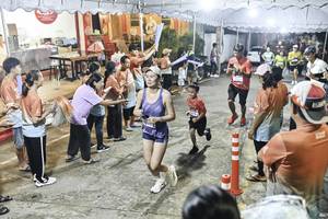 BIB: 
                            <button type="button" onclick="openModal(26305061)" class="btn btn-primary btn-sm float-right btn-popup" data-toggle="modal" data-target=".modal-high-quality">
                        <i class="fas fa-shopping-cart"></i> Add to Cart
                    </button>
                                            <button type="button" onclick="isThisMe(26305061, true)" class="btn btn-success btn-sm float-right btn-popup btn-isme hidden" data-toggle="tooltip" data-placement="bottom" title="นี่คือรูปของคุณใช่ไหม คลิกที่นี่เพื่อเอาเข้าอัลบั้ม">
                        <i class="fas fa-plus"></i> Add to album
                    </button>
                    <button type="button" onclick="isThisMe(26305061, false)" class="btn btn-warning btn-sm float-right btn-popup btn-isnotme hidden">
                        <i class="fas fa-ban"></i> Remove from album
                    </button>