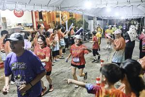 BIB: 
                            <button type="button" onclick="openModal(26304915)" class="btn btn-primary btn-sm float-right btn-popup" data-toggle="modal" data-target=".modal-high-quality">
                        <i class="fas fa-shopping-cart"></i> Add to Cart
                    </button>
                                            <button type="button" onclick="isThisMe(26304915, true)" class="btn btn-success btn-sm float-right btn-popup btn-isme hidden" data-toggle="tooltip" data-placement="bottom" title="นี่คือรูปของคุณใช่ไหม คลิกที่นี่เพื่อเอาเข้าอัลบั้ม">
                        <i class="fas fa-plus"></i> Add to album
                    </button>
                    <button type="button" onclick="isThisMe(26304915, false)" class="btn btn-warning btn-sm float-right btn-popup btn-isnotme hidden">
                        <i class="fas fa-ban"></i> Remove from album
                    </button>