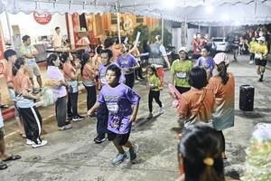 BIB: 
                            <button type="button" onclick="openModal(26305602)" class="btn btn-primary btn-sm float-right btn-popup" data-toggle="modal" data-target=".modal-high-quality">
                        <i class="fas fa-shopping-cart"></i> Add to Cart
                    </button>
                                            <button type="button" onclick="isThisMe(26305602, true)" class="btn btn-success btn-sm float-right btn-popup btn-isme hidden" data-toggle="tooltip" data-placement="bottom" title="นี่คือรูปของคุณใช่ไหม คลิกที่นี่เพื่อเอาเข้าอัลบั้ม">
                        <i class="fas fa-plus"></i> Add to album
                    </button>
                    <button type="button" onclick="isThisMe(26305602, false)" class="btn btn-warning btn-sm float-right btn-popup btn-isnotme hidden">
                        <i class="fas fa-ban"></i> Remove from album
                    </button>