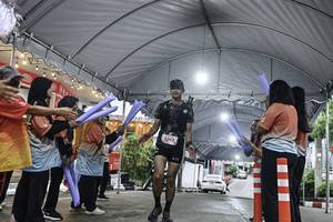 BIB: 
                            <button type="button" onclick="openModal(26304185)" class="btn btn-primary btn-sm float-right btn-popup" data-toggle="modal" data-target=".modal-high-quality">
                        <i class="fas fa-shopping-cart"></i> Add to Cart
                    </button>
                                            <button type="button" onclick="isThisMe(26304185, true)" class="btn btn-success btn-sm float-right btn-popup btn-isme hidden" data-toggle="tooltip" data-placement="bottom" title="นี่คือรูปของคุณใช่ไหม คลิกที่นี่เพื่อเอาเข้าอัลบั้ม">
                        <i class="fas fa-plus"></i> Add to album
                    </button>
                    <button type="button" onclick="isThisMe(26304185, false)" class="btn btn-warning btn-sm float-right btn-popup btn-isnotme hidden">
                        <i class="fas fa-ban"></i> Remove from album
                    </button>