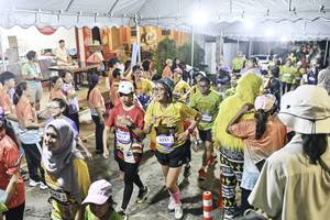 BIB: 
                            <button type="button" onclick="openModal(26305331)" class="btn btn-primary btn-sm float-right btn-popup" data-toggle="modal" data-target=".modal-high-quality">
                        <i class="fas fa-shopping-cart"></i> Add to Cart
                    </button>
                                            <button type="button" onclick="isThisMe(26305331, true)" class="btn btn-success btn-sm float-right btn-popup btn-isme hidden" data-toggle="tooltip" data-placement="bottom" title="นี่คือรูปของคุณใช่ไหม คลิกที่นี่เพื่อเอาเข้าอัลบั้ม">
                        <i class="fas fa-plus"></i> Add to album
                    </button>
                    <button type="button" onclick="isThisMe(26305331, false)" class="btn btn-warning btn-sm float-right btn-popup btn-isnotme hidden">
                        <i class="fas fa-ban"></i> Remove from album
                    </button>