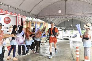 BIB: 
                            <button type="button" onclick="openModal(26303865)" class="btn btn-primary btn-sm float-right btn-popup" data-toggle="modal" data-target=".modal-high-quality">
                        <i class="fas fa-shopping-cart"></i> Add to Cart
                    </button>
                                            <button type="button" onclick="isThisMe(26303865, true)" class="btn btn-success btn-sm float-right btn-popup btn-isme hidden" data-toggle="tooltip" data-placement="bottom" title="นี่คือรูปของคุณใช่ไหม คลิกที่นี่เพื่อเอาเข้าอัลบั้ม">
                        <i class="fas fa-plus"></i> Add to album
                    </button>
                    <button type="button" onclick="isThisMe(26303865, false)" class="btn btn-warning btn-sm float-right btn-popup btn-isnotme hidden">
                        <i class="fas fa-ban"></i> Remove from album
                    </button>