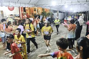 BIB: 
                            <button type="button" onclick="openModal(26304923)" class="btn btn-primary btn-sm float-right btn-popup" data-toggle="modal" data-target=".modal-high-quality">
                        <i class="fas fa-shopping-cart"></i> Add to Cart
                    </button>
                                            <button type="button" onclick="isThisMe(26304923, true)" class="btn btn-success btn-sm float-right btn-popup btn-isme hidden" data-toggle="tooltip" data-placement="bottom" title="นี่คือรูปของคุณใช่ไหม คลิกที่นี่เพื่อเอาเข้าอัลบั้ม">
                        <i class="fas fa-plus"></i> Add to album
                    </button>
                    <button type="button" onclick="isThisMe(26304923, false)" class="btn btn-warning btn-sm float-right btn-popup btn-isnotme hidden">
                        <i class="fas fa-ban"></i> Remove from album
                    </button>