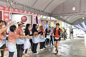 BIB: 
                            <button type="button" onclick="openModal(26303864)" class="btn btn-primary btn-sm float-right btn-popup" data-toggle="modal" data-target=".modal-high-quality">
                        <i class="fas fa-shopping-cart"></i> Add to Cart
                    </button>
                                            <button type="button" onclick="isThisMe(26303864, true)" class="btn btn-success btn-sm float-right btn-popup btn-isme hidden" data-toggle="tooltip" data-placement="bottom" title="นี่คือรูปของคุณใช่ไหม คลิกที่นี่เพื่อเอาเข้าอัลบั้ม">
                        <i class="fas fa-plus"></i> Add to album
                    </button>
                    <button type="button" onclick="isThisMe(26303864, false)" class="btn btn-warning btn-sm float-right btn-popup btn-isnotme hidden">
                        <i class="fas fa-ban"></i> Remove from album
                    </button>