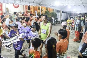 BIB: 
                            <button type="button" onclick="openModal(26305922)" class="btn btn-primary btn-sm float-right btn-popup" data-toggle="modal" data-target=".modal-high-quality">
                        <i class="fas fa-shopping-cart"></i> Add to Cart
                    </button>
                                            <button type="button" onclick="isThisMe(26305922, true)" class="btn btn-success btn-sm float-right btn-popup btn-isme hidden" data-toggle="tooltip" data-placement="bottom" title="นี่คือรูปของคุณใช่ไหม คลิกที่นี่เพื่อเอาเข้าอัลบั้ม">
                        <i class="fas fa-plus"></i> Add to album
                    </button>
                    <button type="button" onclick="isThisMe(26305922, false)" class="btn btn-warning btn-sm float-right btn-popup btn-isnotme hidden">
                        <i class="fas fa-ban"></i> Remove from album
                    </button>