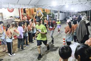 BIB: 
                            <button type="button" onclick="openModal(26305010)" class="btn btn-primary btn-sm float-right btn-popup" data-toggle="modal" data-target=".modal-high-quality">
                        <i class="fas fa-shopping-cart"></i> Add to Cart
                    </button>
                                            <button type="button" onclick="isThisMe(26305010, true)" class="btn btn-success btn-sm float-right btn-popup btn-isme hidden" data-toggle="tooltip" data-placement="bottom" title="นี่คือรูปของคุณใช่ไหม คลิกที่นี่เพื่อเอาเข้าอัลบั้ม">
                        <i class="fas fa-plus"></i> Add to album
                    </button>
                    <button type="button" onclick="isThisMe(26305010, false)" class="btn btn-warning btn-sm float-right btn-popup btn-isnotme hidden">
                        <i class="fas fa-ban"></i> Remove from album
                    </button>