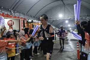 BIB: 
                            <button type="button" onclick="openModal(26304110)" class="btn btn-primary btn-sm float-right btn-popup" data-toggle="modal" data-target=".modal-high-quality">
                        <i class="fas fa-shopping-cart"></i> Add to Cart
                    </button>
                                            <button type="button" onclick="isThisMe(26304110, true)" class="btn btn-success btn-sm float-right btn-popup btn-isme hidden" data-toggle="tooltip" data-placement="bottom" title="นี่คือรูปของคุณใช่ไหม คลิกที่นี่เพื่อเอาเข้าอัลบั้ม">
                        <i class="fas fa-plus"></i> Add to album
                    </button>
                    <button type="button" onclick="isThisMe(26304110, false)" class="btn btn-warning btn-sm float-right btn-popup btn-isnotme hidden">
                        <i class="fas fa-ban"></i> Remove from album
                    </button>