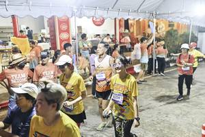 BIB: 
                            <button type="button" onclick="openModal(26306006)" class="btn btn-primary btn-sm float-right btn-popup" data-toggle="modal" data-target=".modal-high-quality">
                        <i class="fas fa-shopping-cart"></i> Add to Cart
                    </button>
                                            <button type="button" onclick="isThisMe(26306006, true)" class="btn btn-success btn-sm float-right btn-popup btn-isme hidden" data-toggle="tooltip" data-placement="bottom" title="นี่คือรูปของคุณใช่ไหม คลิกที่นี่เพื่อเอาเข้าอัลบั้ม">
                        <i class="fas fa-plus"></i> Add to album
                    </button>
                    <button type="button" onclick="isThisMe(26306006, false)" class="btn btn-warning btn-sm float-right btn-popup btn-isnotme hidden">
                        <i class="fas fa-ban"></i> Remove from album
                    </button>