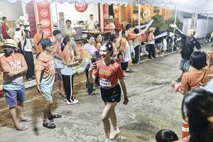 BIB: 
                            <button type="button" onclick="openModal(26305610)" class="btn btn-primary btn-sm float-right btn-popup" data-toggle="modal" data-target=".modal-high-quality">
                        <i class="fas fa-shopping-cart"></i> Add to Cart
                    </button>
                                            <button type="button" onclick="isThisMe(26305610, true)" class="btn btn-success btn-sm float-right btn-popup btn-isme hidden" data-toggle="tooltip" data-placement="bottom" title="นี่คือรูปของคุณใช่ไหม คลิกที่นี่เพื่อเอาเข้าอัลบั้ม">
                        <i class="fas fa-plus"></i> Add to album
                    </button>
                    <button type="button" onclick="isThisMe(26305610, false)" class="btn btn-warning btn-sm float-right btn-popup btn-isnotme hidden">
                        <i class="fas fa-ban"></i> Remove from album
                    </button>