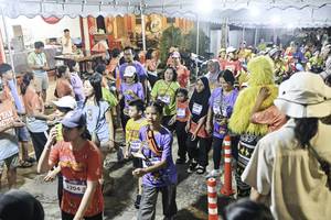 BIB: 
                            <button type="button" onclick="openModal(26305325)" class="btn btn-primary btn-sm float-right btn-popup" data-toggle="modal" data-target=".modal-high-quality">
                        <i class="fas fa-shopping-cart"></i> Add to Cart
                    </button>
                                            <button type="button" onclick="isThisMe(26305325, true)" class="btn btn-success btn-sm float-right btn-popup btn-isme hidden" data-toggle="tooltip" data-placement="bottom" title="นี่คือรูปของคุณใช่ไหม คลิกที่นี่เพื่อเอาเข้าอัลบั้ม">
                        <i class="fas fa-plus"></i> Add to album
                    </button>
                    <button type="button" onclick="isThisMe(26305325, false)" class="btn btn-warning btn-sm float-right btn-popup btn-isnotme hidden">
                        <i class="fas fa-ban"></i> Remove from album
                    </button>