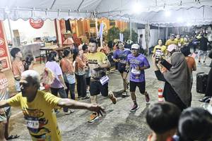 BIB: 
                            <button type="button" onclick="openModal(26304985)" class="btn btn-primary btn-sm float-right btn-popup" data-toggle="modal" data-target=".modal-high-quality">
                        <i class="fas fa-shopping-cart"></i> Add to Cart
                    </button>
                                            <button type="button" onclick="isThisMe(26304985, true)" class="btn btn-success btn-sm float-right btn-popup btn-isme hidden" data-toggle="tooltip" data-placement="bottom" title="นี่คือรูปของคุณใช่ไหม คลิกที่นี่เพื่อเอาเข้าอัลบั้ม">
                        <i class="fas fa-plus"></i> Add to album
                    </button>
                    <button type="button" onclick="isThisMe(26304985, false)" class="btn btn-warning btn-sm float-right btn-popup btn-isnotme hidden">
                        <i class="fas fa-ban"></i> Remove from album
                    </button>