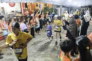 BIB: 
                            <button type="button" onclick="openModal(26304956)" class="btn btn-primary btn-sm float-right btn-popup" data-toggle="modal" data-target=".modal-high-quality">
                        <i class="fas fa-shopping-cart"></i> Add to Cart
                    </button>
                                            <button type="button" onclick="isThisMe(26304956, true)" class="btn btn-success btn-sm float-right btn-popup btn-isme hidden" data-toggle="tooltip" data-placement="bottom" title="นี่คือรูปของคุณใช่ไหม คลิกที่นี่เพื่อเอาเข้าอัลบั้ม">
                        <i class="fas fa-plus"></i> Add to album
                    </button>
                    <button type="button" onclick="isThisMe(26304956, false)" class="btn btn-warning btn-sm float-right btn-popup btn-isnotme hidden">
                        <i class="fas fa-ban"></i> Remove from album
                    </button>