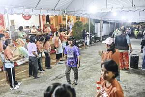 BIB: 
                            <button type="button" onclick="openModal(26305805)" class="btn btn-primary btn-sm float-right btn-popup" data-toggle="modal" data-target=".modal-high-quality">
                        <i class="fas fa-shopping-cart"></i> Add to Cart
                    </button>
                                            <button type="button" onclick="isThisMe(26305805, true)" class="btn btn-success btn-sm float-right btn-popup btn-isme hidden" data-toggle="tooltip" data-placement="bottom" title="นี่คือรูปของคุณใช่ไหม คลิกที่นี่เพื่อเอาเข้าอัลบั้ม">
                        <i class="fas fa-plus"></i> Add to album
                    </button>
                    <button type="button" onclick="isThisMe(26305805, false)" class="btn btn-warning btn-sm float-right btn-popup btn-isnotme hidden">
                        <i class="fas fa-ban"></i> Remove from album
                    </button>