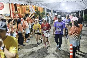 BIB: 
                            <button type="button" onclick="openModal(26304622)" class="btn btn-primary btn-sm float-right btn-popup" data-toggle="modal" data-target=".modal-high-quality">
                        <i class="fas fa-shopping-cart"></i> Add to Cart
                    </button>
                                            <button type="button" onclick="isThisMe(26304622, true)" class="btn btn-success btn-sm float-right btn-popup btn-isme hidden" data-toggle="tooltip" data-placement="bottom" title="นี่คือรูปของคุณใช่ไหม คลิกที่นี่เพื่อเอาเข้าอัลบั้ม">
                        <i class="fas fa-plus"></i> Add to album
                    </button>
                    <button type="button" onclick="isThisMe(26304622, false)" class="btn btn-warning btn-sm float-right btn-popup btn-isnotme hidden">
                        <i class="fas fa-ban"></i> Remove from album
                    </button>