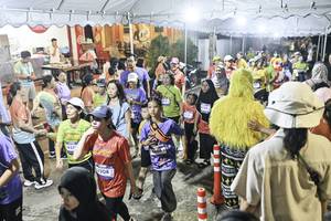 BIB: 
                            <button type="button" onclick="openModal(26305323)" class="btn btn-primary btn-sm float-right btn-popup" data-toggle="modal" data-target=".modal-high-quality">
                        <i class="fas fa-shopping-cart"></i> Add to Cart
                    </button>
                                            <button type="button" onclick="isThisMe(26305323, true)" class="btn btn-success btn-sm float-right btn-popup btn-isme hidden" data-toggle="tooltip" data-placement="bottom" title="นี่คือรูปของคุณใช่ไหม คลิกที่นี่เพื่อเอาเข้าอัลบั้ม">
                        <i class="fas fa-plus"></i> Add to album
                    </button>
                    <button type="button" onclick="isThisMe(26305323, false)" class="btn btn-warning btn-sm float-right btn-popup btn-isnotme hidden">
                        <i class="fas fa-ban"></i> Remove from album
                    </button>