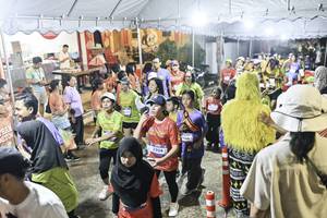 BIB: 
                            <button type="button" onclick="openModal(26305321)" class="btn btn-primary btn-sm float-right btn-popup" data-toggle="modal" data-target=".modal-high-quality">
                        <i class="fas fa-shopping-cart"></i> Add to Cart
                    </button>
                                            <button type="button" onclick="isThisMe(26305321, true)" class="btn btn-success btn-sm float-right btn-popup btn-isme hidden" data-toggle="tooltip" data-placement="bottom" title="นี่คือรูปของคุณใช่ไหม คลิกที่นี่เพื่อเอาเข้าอัลบั้ม">
                        <i class="fas fa-plus"></i> Add to album
                    </button>
                    <button type="button" onclick="isThisMe(26305321, false)" class="btn btn-warning btn-sm float-right btn-popup btn-isnotme hidden">
                        <i class="fas fa-ban"></i> Remove from album
                    </button>