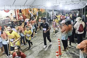 BIB: 
                            <button type="button" onclick="openModal(26305158)" class="btn btn-primary btn-sm float-right btn-popup" data-toggle="modal" data-target=".modal-high-quality">
                        <i class="fas fa-shopping-cart"></i> Add to Cart
                    </button>
                                            <button type="button" onclick="isThisMe(26305158, true)" class="btn btn-success btn-sm float-right btn-popup btn-isme hidden" data-toggle="tooltip" data-placement="bottom" title="นี่คือรูปของคุณใช่ไหม คลิกที่นี่เพื่อเอาเข้าอัลบั้ม">
                        <i class="fas fa-plus"></i> Add to album
                    </button>
                    <button type="button" onclick="isThisMe(26305158, false)" class="btn btn-warning btn-sm float-right btn-popup btn-isnotme hidden">
                        <i class="fas fa-ban"></i> Remove from album
                    </button>