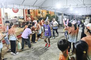 BIB: 
                            <button type="button" onclick="openModal(26304857)" class="btn btn-primary btn-sm float-right btn-popup" data-toggle="modal" data-target=".modal-high-quality">
                        <i class="fas fa-shopping-cart"></i> Add to Cart
                    </button>
                                            <button type="button" onclick="isThisMe(26304857, true)" class="btn btn-success btn-sm float-right btn-popup btn-isme hidden" data-toggle="tooltip" data-placement="bottom" title="นี่คือรูปของคุณใช่ไหม คลิกที่นี่เพื่อเอาเข้าอัลบั้ม">
                        <i class="fas fa-plus"></i> Add to album
                    </button>
                    <button type="button" onclick="isThisMe(26304857, false)" class="btn btn-warning btn-sm float-right btn-popup btn-isnotme hidden">
                        <i class="fas fa-ban"></i> Remove from album
                    </button>