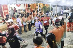 BIB: 
                            <button type="button" onclick="openModal(26305782)" class="btn btn-primary btn-sm float-right btn-popup" data-toggle="modal" data-target=".modal-high-quality">
                        <i class="fas fa-shopping-cart"></i> Add to Cart
                    </button>
                                            <button type="button" onclick="isThisMe(26305782, true)" class="btn btn-success btn-sm float-right btn-popup btn-isme hidden" data-toggle="tooltip" data-placement="bottom" title="นี่คือรูปของคุณใช่ไหม คลิกที่นี่เพื่อเอาเข้าอัลบั้ม">
                        <i class="fas fa-plus"></i> Add to album
                    </button>
                    <button type="button" onclick="isThisMe(26305782, false)" class="btn btn-warning btn-sm float-right btn-popup btn-isnotme hidden">
                        <i class="fas fa-ban"></i> Remove from album
                    </button>