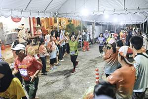 BIB: 
                            <button type="button" onclick="openModal(26305266)" class="btn btn-primary btn-sm float-right btn-popup" data-toggle="modal" data-target=".modal-high-quality">
                        <i class="fas fa-shopping-cart"></i> Add to Cart
                    </button>
                                            <button type="button" onclick="isThisMe(26305266, true)" class="btn btn-success btn-sm float-right btn-popup btn-isme hidden" data-toggle="tooltip" data-placement="bottom" title="นี่คือรูปของคุณใช่ไหม คลิกที่นี่เพื่อเอาเข้าอัลบั้ม">
                        <i class="fas fa-plus"></i> Add to album
                    </button>
                    <button type="button" onclick="isThisMe(26305266, false)" class="btn btn-warning btn-sm float-right btn-popup btn-isnotme hidden">
                        <i class="fas fa-ban"></i> Remove from album
                    </button>