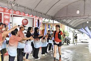 BIB: 
                            <button type="button" onclick="openModal(26303862)" class="btn btn-primary btn-sm float-right btn-popup" data-toggle="modal" data-target=".modal-high-quality">
                        <i class="fas fa-shopping-cart"></i> Add to Cart
                    </button>
                                            <button type="button" onclick="isThisMe(26303862, true)" class="btn btn-success btn-sm float-right btn-popup btn-isme hidden" data-toggle="tooltip" data-placement="bottom" title="นี่คือรูปของคุณใช่ไหม คลิกที่นี่เพื่อเอาเข้าอัลบั้ม">
                        <i class="fas fa-plus"></i> Add to album
                    </button>
                    <button type="button" onclick="isThisMe(26303862, false)" class="btn btn-warning btn-sm float-right btn-popup btn-isnotme hidden">
                        <i class="fas fa-ban"></i> Remove from album
                    </button>