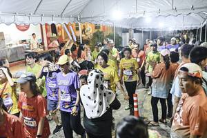 BIB: 
                            <button type="button" onclick="openModal(26305220)" class="btn btn-primary btn-sm float-right btn-popup" data-toggle="modal" data-target=".modal-high-quality">
                        <i class="fas fa-shopping-cart"></i> Add to Cart
                    </button>
                                            <button type="button" onclick="isThisMe(26305220, true)" class="btn btn-success btn-sm float-right btn-popup btn-isme hidden" data-toggle="tooltip" data-placement="bottom" title="นี่คือรูปของคุณใช่ไหม คลิกที่นี่เพื่อเอาเข้าอัลบั้ม">
                        <i class="fas fa-plus"></i> Add to album
                    </button>
                    <button type="button" onclick="isThisMe(26305220, false)" class="btn btn-warning btn-sm float-right btn-popup btn-isnotme hidden">
                        <i class="fas fa-ban"></i> Remove from album
                    </button>