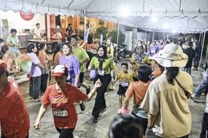 BIB: 
                            <button type="button" onclick="openModal(26305539)" class="btn btn-primary btn-sm float-right btn-popup" data-toggle="modal" data-target=".modal-high-quality">
                        <i class="fas fa-shopping-cart"></i> Add to Cart
                    </button>
                                            <button type="button" onclick="isThisMe(26305539, true)" class="btn btn-success btn-sm float-right btn-popup btn-isme hidden" data-toggle="tooltip" data-placement="bottom" title="นี่คือรูปของคุณใช่ไหม คลิกที่นี่เพื่อเอาเข้าอัลบั้ม">
                        <i class="fas fa-plus"></i> Add to album
                    </button>
                    <button type="button" onclick="isThisMe(26305539, false)" class="btn btn-warning btn-sm float-right btn-popup btn-isnotme hidden">
                        <i class="fas fa-ban"></i> Remove from album
                    </button>