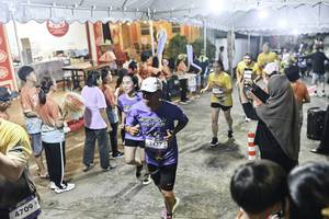 BIB: 
                            <button type="button" onclick="openModal(26304988)" class="btn btn-primary btn-sm float-right btn-popup" data-toggle="modal" data-target=".modal-high-quality">
                        <i class="fas fa-shopping-cart"></i> Add to Cart
                    </button>
                                            <button type="button" onclick="isThisMe(26304988, true)" class="btn btn-success btn-sm float-right btn-popup btn-isme hidden" data-toggle="tooltip" data-placement="bottom" title="นี่คือรูปของคุณใช่ไหม คลิกที่นี่เพื่อเอาเข้าอัลบั้ม">
                        <i class="fas fa-plus"></i> Add to album
                    </button>
                    <button type="button" onclick="isThisMe(26304988, false)" class="btn btn-warning btn-sm float-right btn-popup btn-isnotme hidden">
                        <i class="fas fa-ban"></i> Remove from album
                    </button>