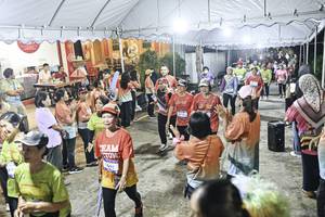 BIB: 
                            <button type="button" onclick="openModal(26305617)" class="btn btn-primary btn-sm float-right btn-popup" data-toggle="modal" data-target=".modal-high-quality">
                        <i class="fas fa-shopping-cart"></i> Add to Cart
                    </button>
                                            <button type="button" onclick="isThisMe(26305617, true)" class="btn btn-success btn-sm float-right btn-popup btn-isme hidden" data-toggle="tooltip" data-placement="bottom" title="นี่คือรูปของคุณใช่ไหม คลิกที่นี่เพื่อเอาเข้าอัลบั้ม">
                        <i class="fas fa-plus"></i> Add to album
                    </button>
                    <button type="button" onclick="isThisMe(26305617, false)" class="btn btn-warning btn-sm float-right btn-popup btn-isnotme hidden">
                        <i class="fas fa-ban"></i> Remove from album
                    </button>